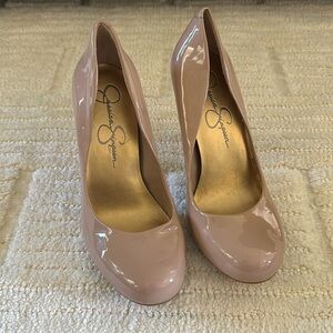 Jessica Simpson Nude Pumps